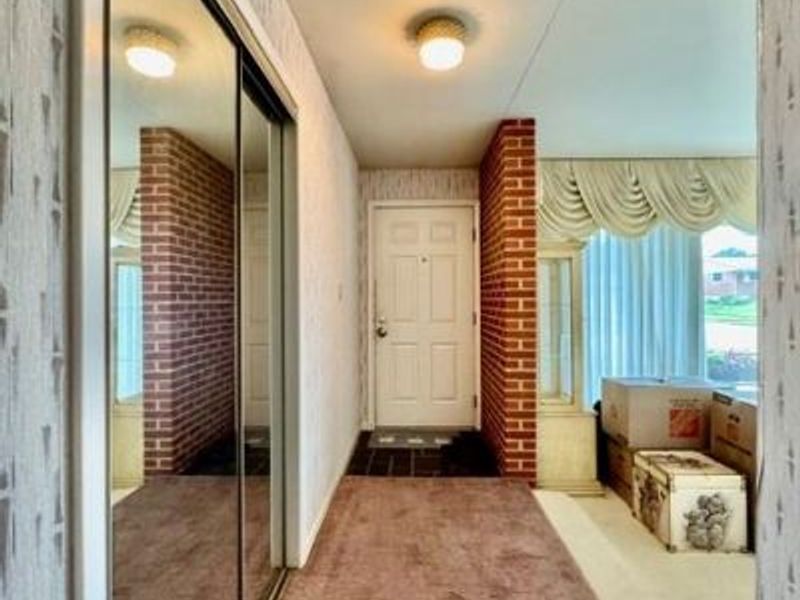 3736 Mandalay Drive, Dayton, OH 45416 Photo 9