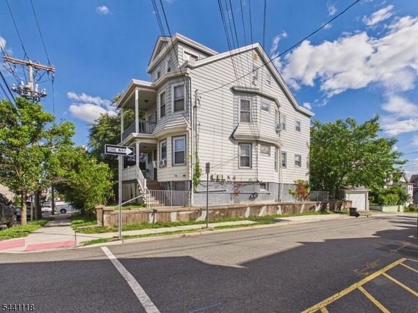139 Fairview Ave, Prospect Park, NJ 07508