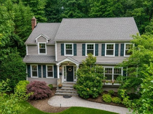 34 Wilcox Dr, Mountain Lakes, NJ 07046