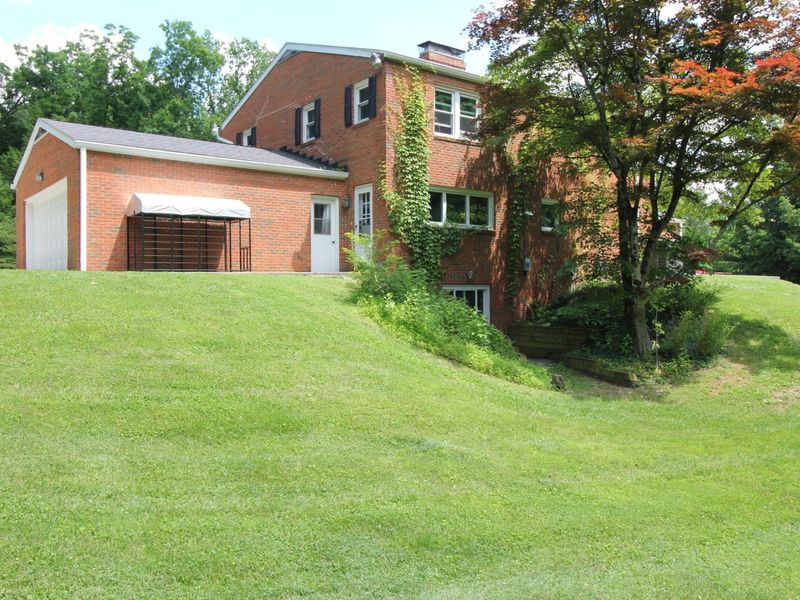 306 Beechwood Drive, Granville, OH 43023 Photo 5