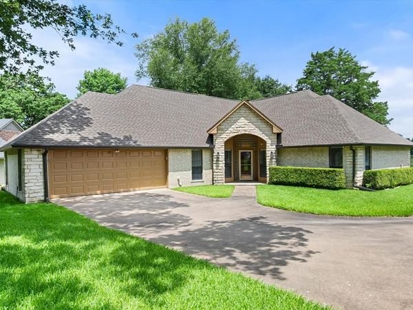 717 Grandview Drive, Corsicana, TX 75109