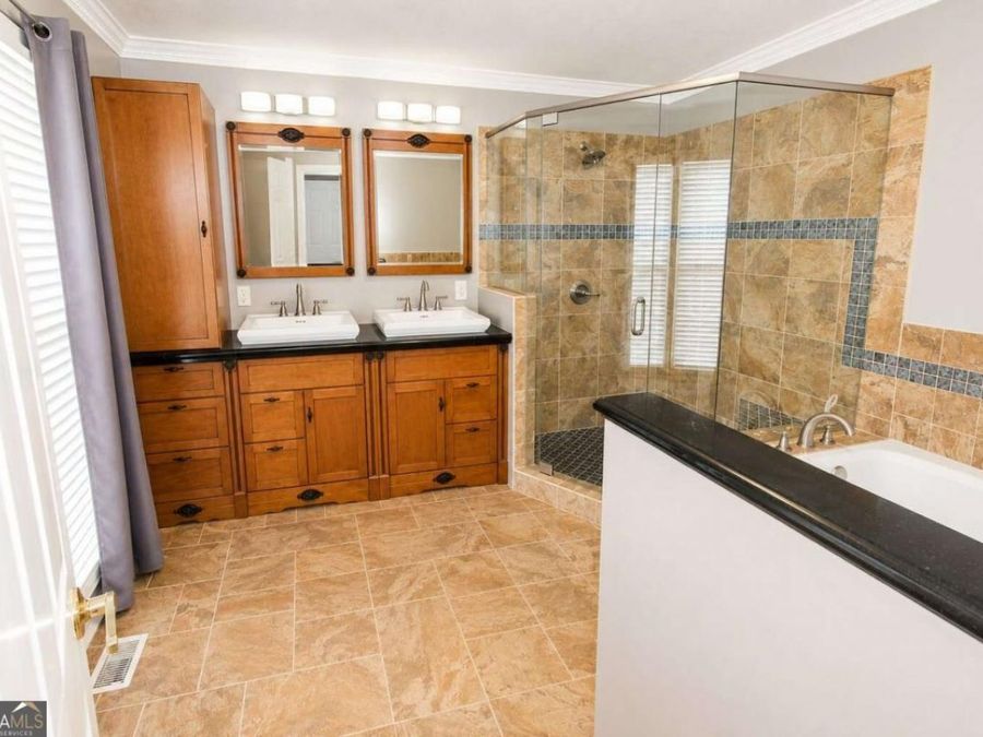 Property Image 64