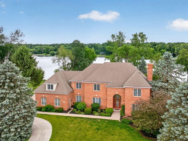 14908 Canary Court, Brooklyn, MI 49230