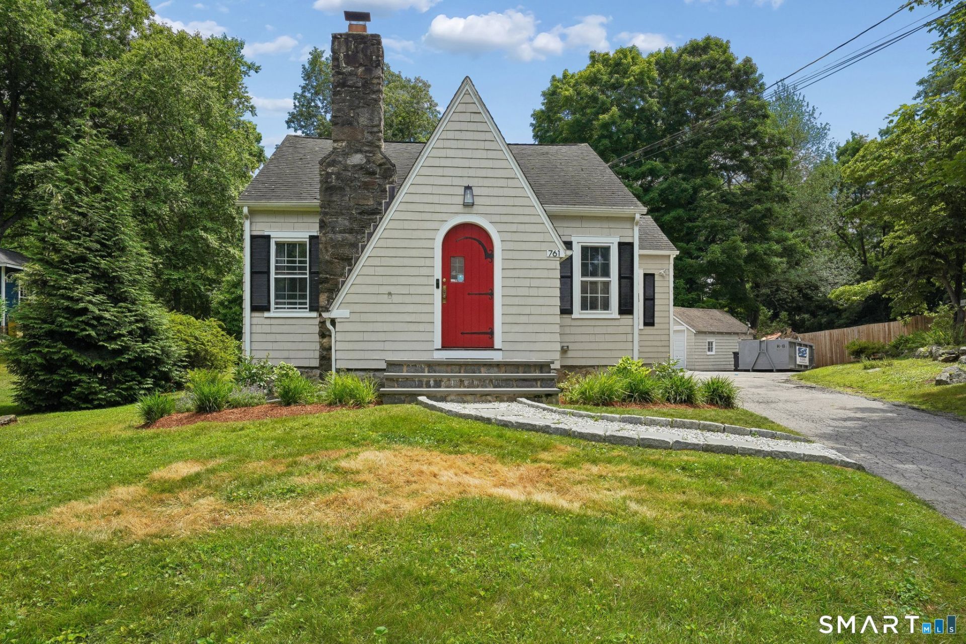761 Den, Stamford, CT 06903 Main Photo