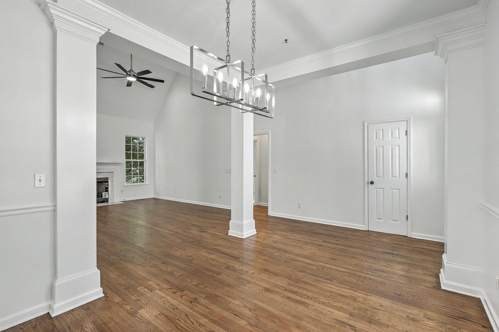 2033 Shoal Creek Court Photo 13