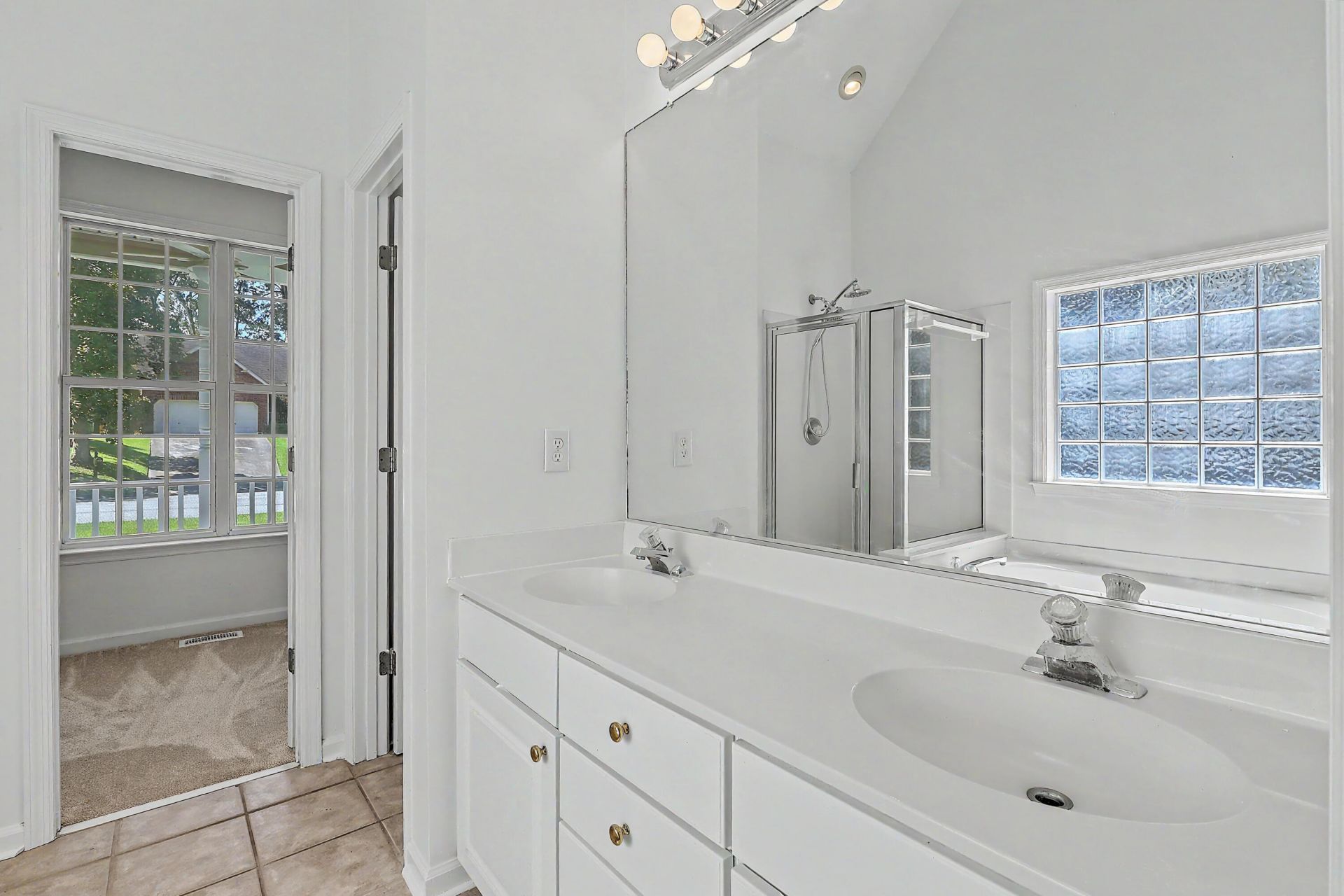 2033 Shoal Creek Court Photo 28