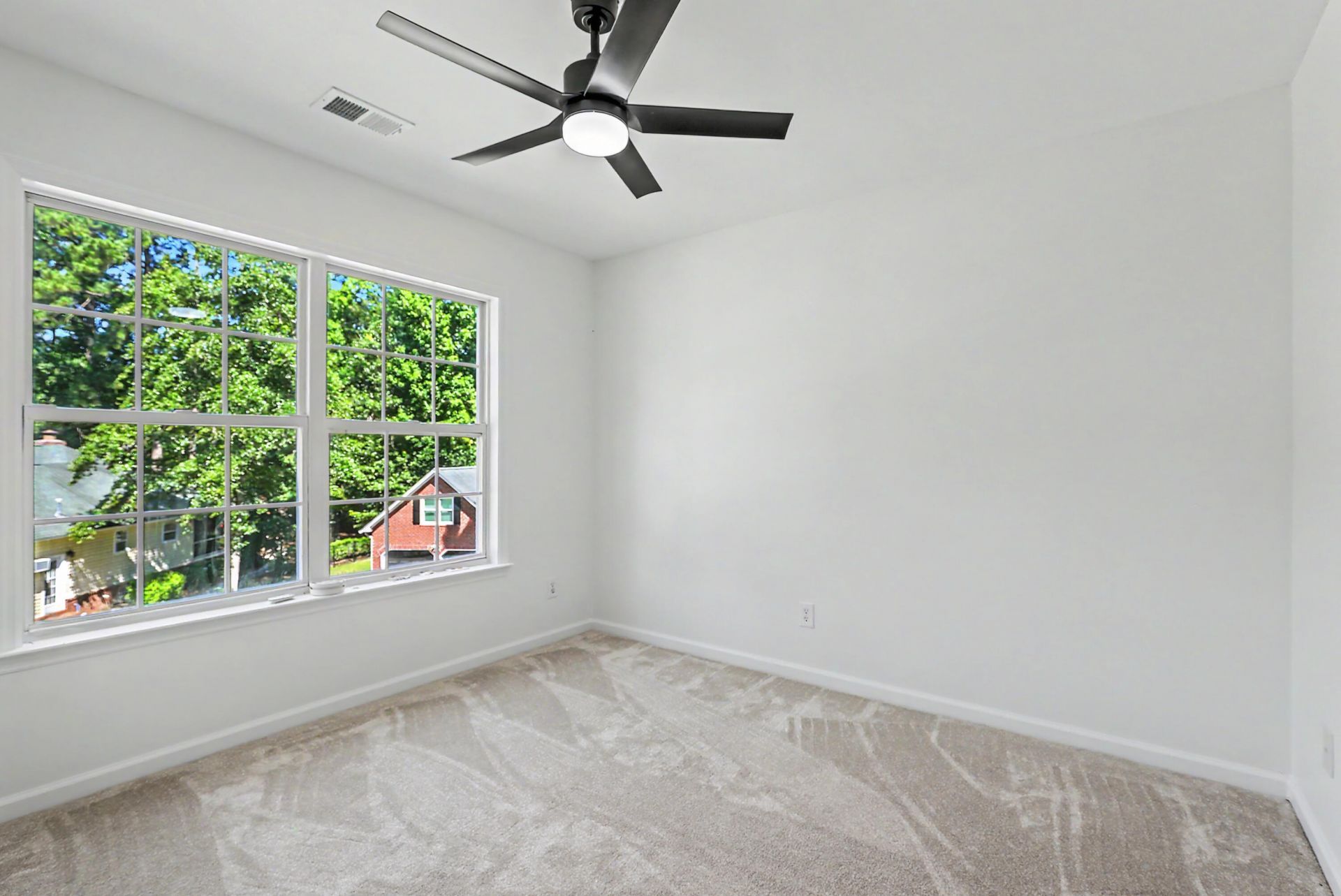 2033 Shoal Creek Court Photo 36