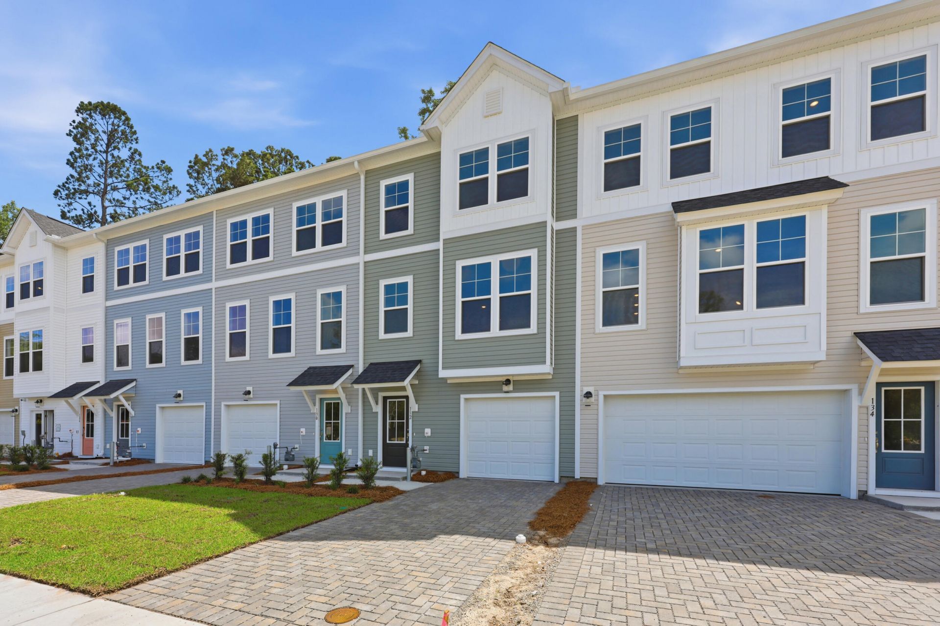 132 Fernbank Road Court Photo 3
