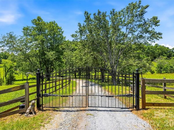 3012 Polk County Line Road , Rutherfordton, NC 28139