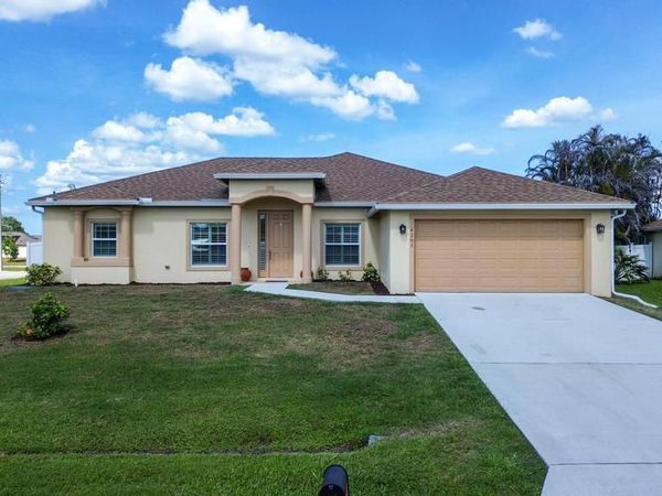 4201 SW Mcclellen Street, Port St. Lucie, FL 34953
