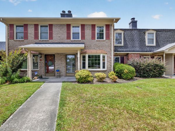 51 Barnes Street , Greenville, NC 27858