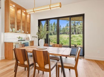 9217 Heartwood Dr, Truckee, CA 96161 Photo