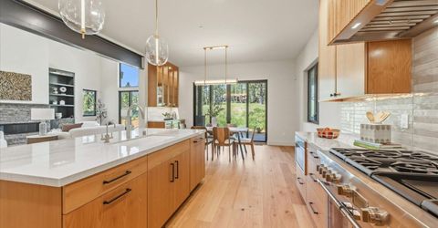 9217 Heartwood Dr, Truckee, CA 96161 Photo