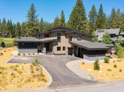 9217 Heartwood Dr, Truckee, CA 96161 Photo