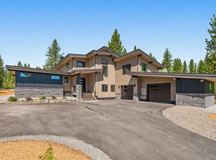 9217 Heartwood Dr, Truckee, CA 96161 Photo