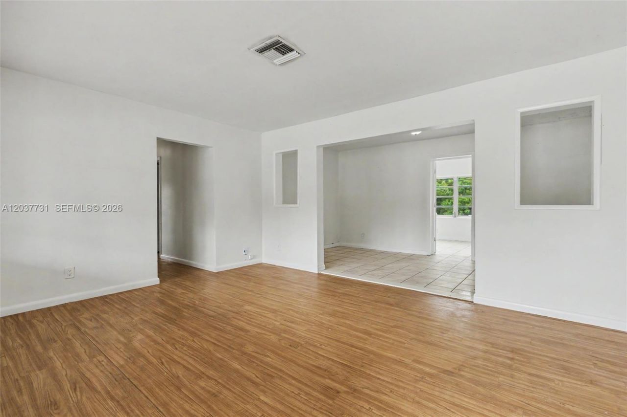 13020 NW 1st Ave , Miami, FL 33168 Photo