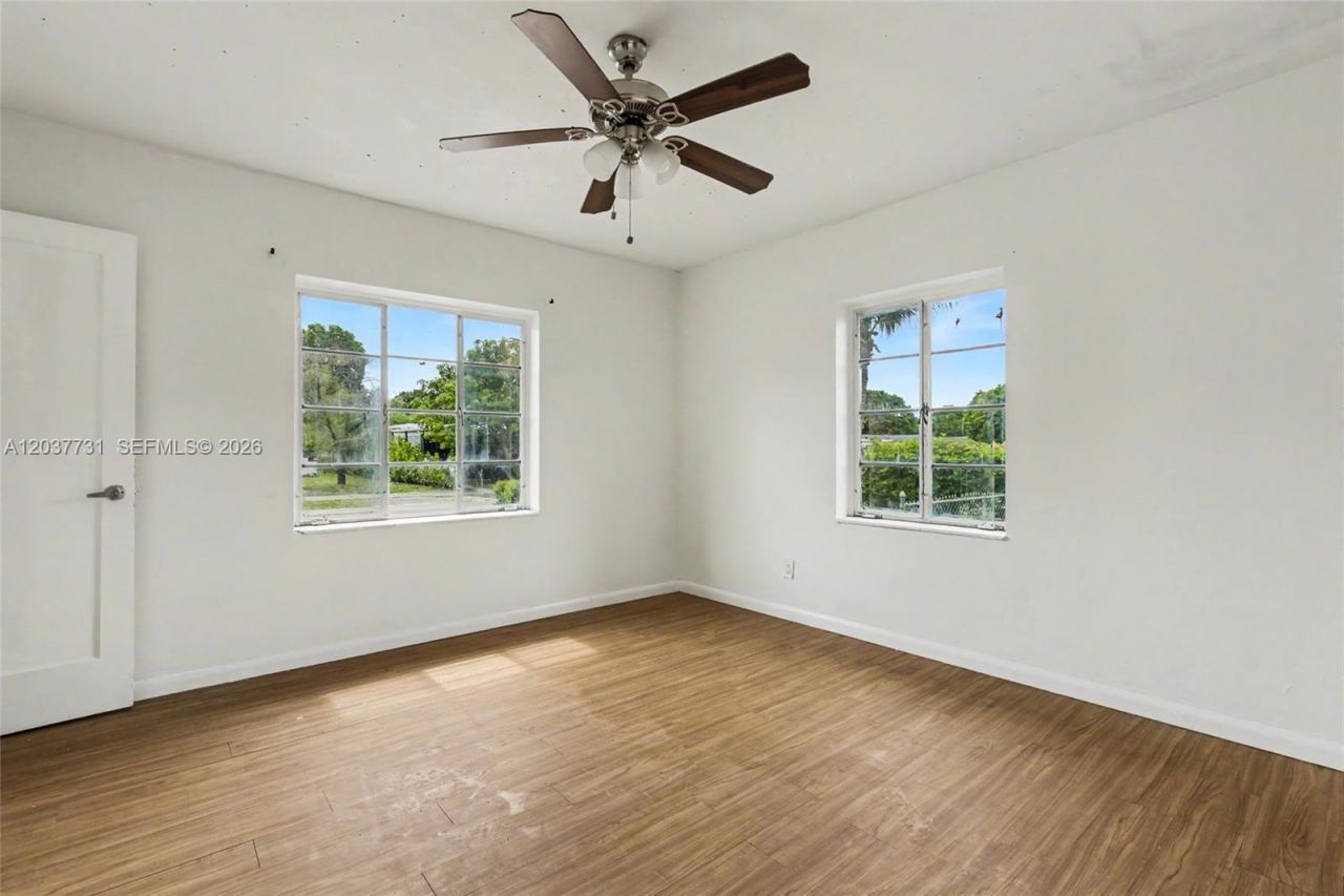 13020 NW 1st Ave , Miami, FL 33168 Photo