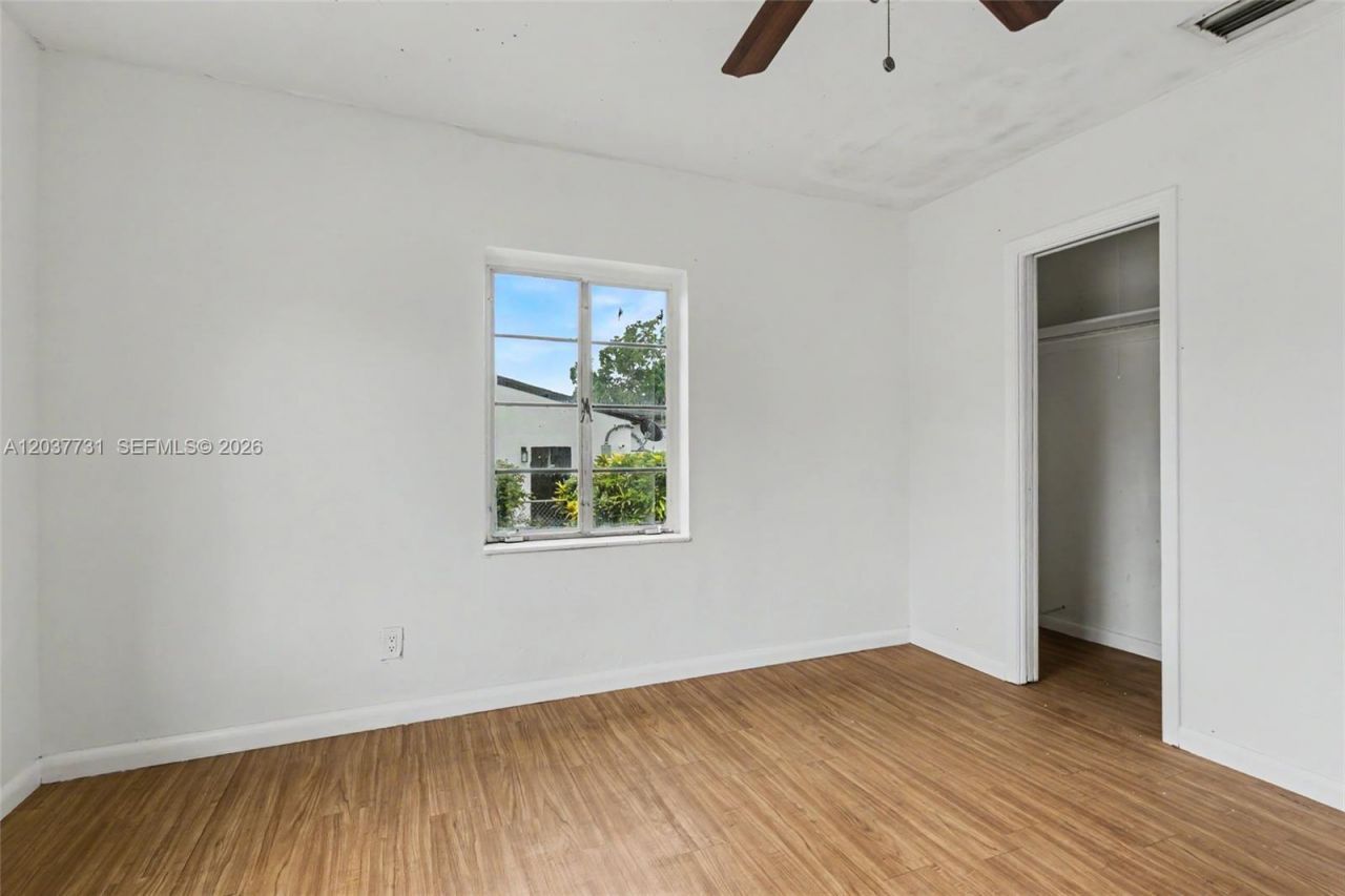 13020 NW 1st Ave , Miami, FL 33168 Photo