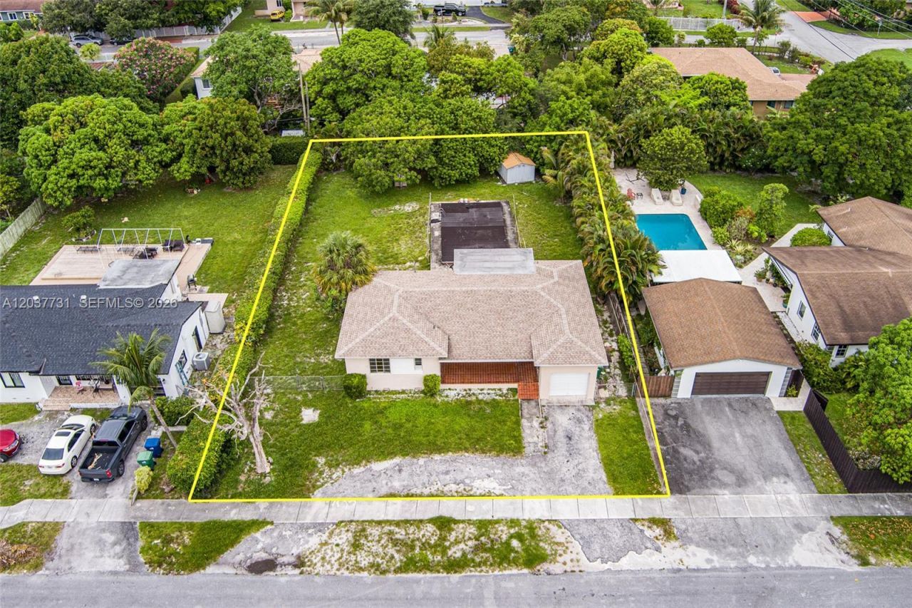13020 NW 1st Ave , Miami, FL 33168 Photo