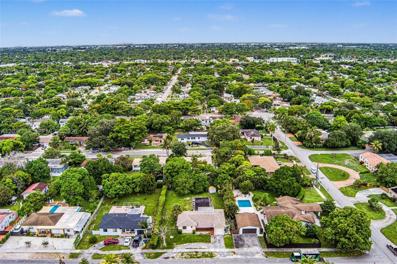 13020 NW 1st Ave , Miami, FL 33168 Photo