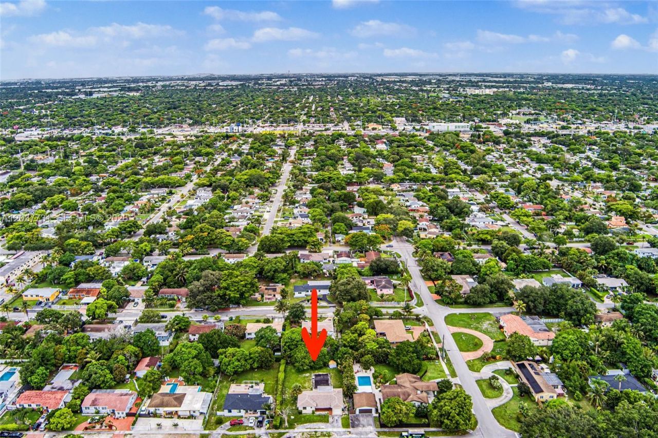 13020 NW 1st Ave , Miami, FL 33168 Photo