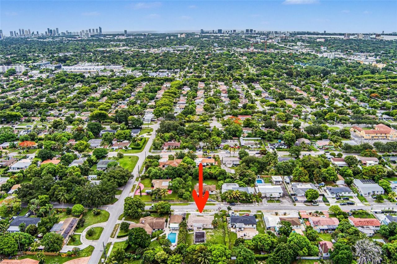 13020 NW 1st Ave , Miami, FL 33168 Photo