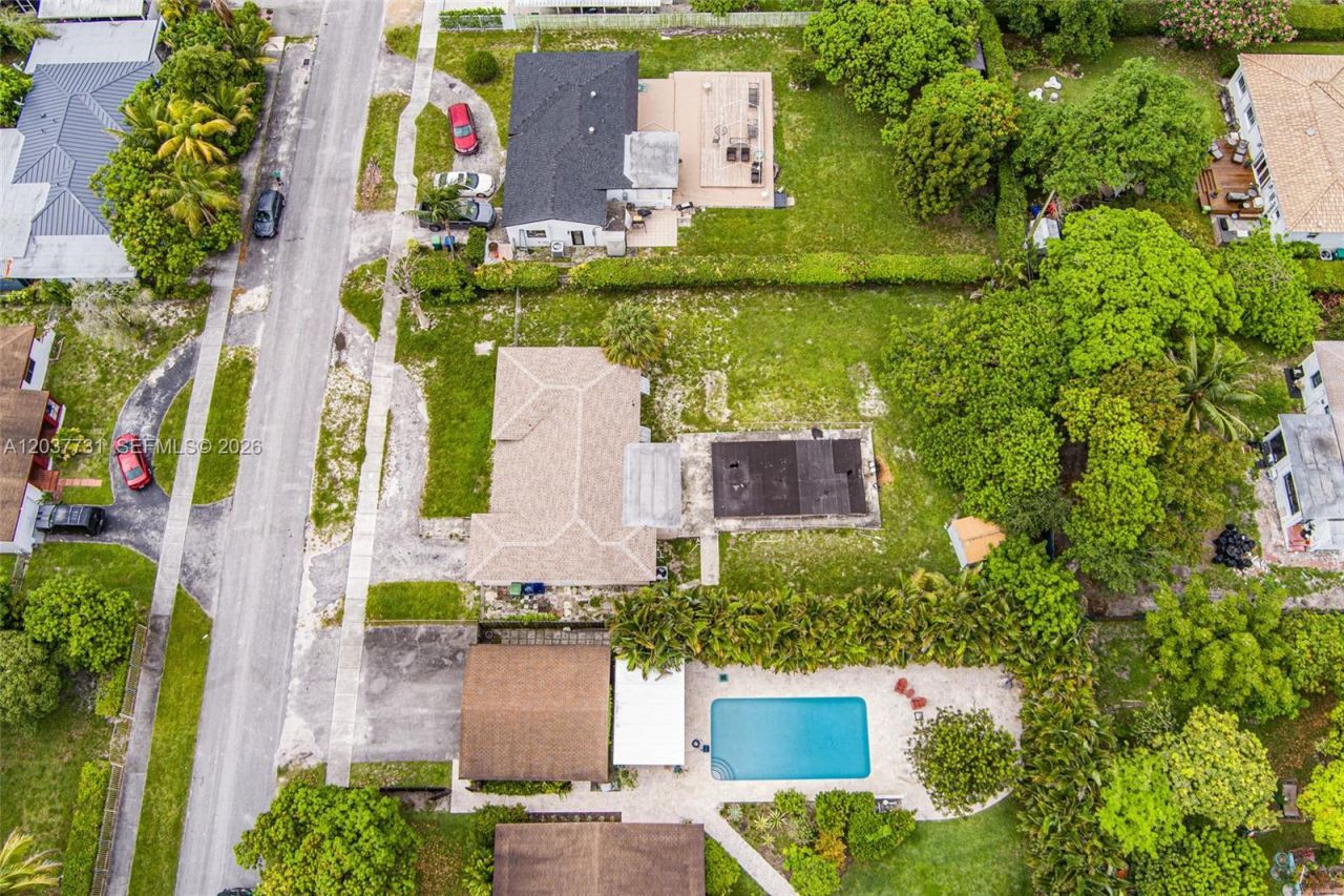 13020 NW 1st Ave , Miami, FL 33168 Photo