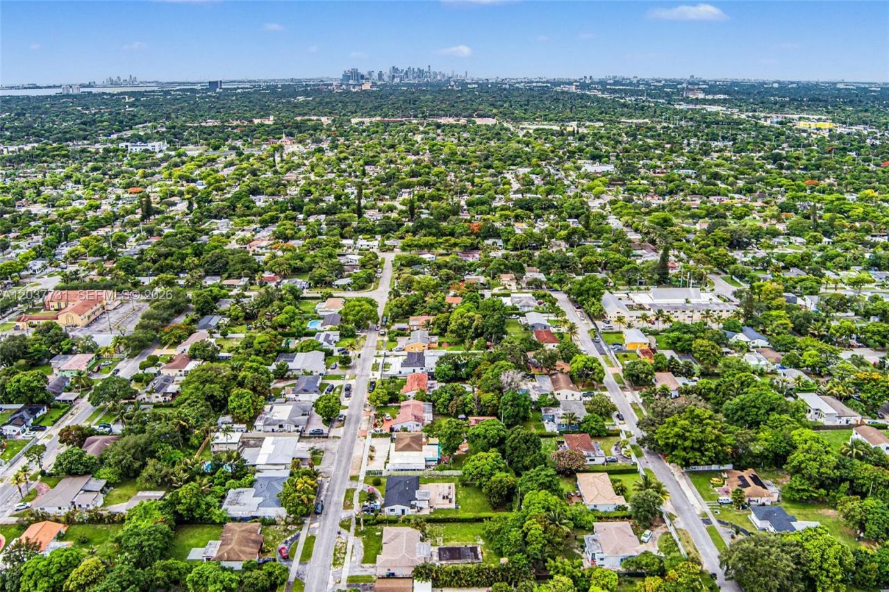 13020 NW 1st Ave , Miami, FL 33168 Photo