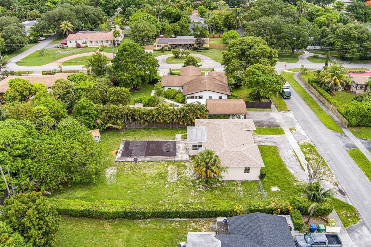 13020 NW 1st Ave , Miami, FL 33168 Photo