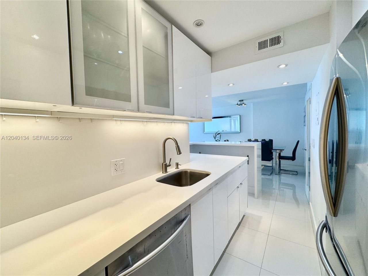 200 SE 15th Rd , Unit 9I, Miami, FL 33129 Photo