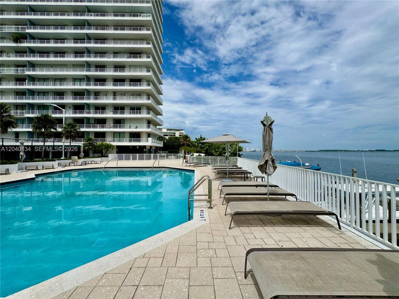200 SE 15th Rd , Unit 9I, Miami, FL 33129 Photo
