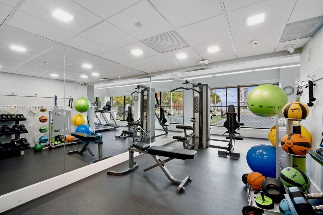 200 SE 15th Rd , Unit 9I, Miami, FL 33129 Photo