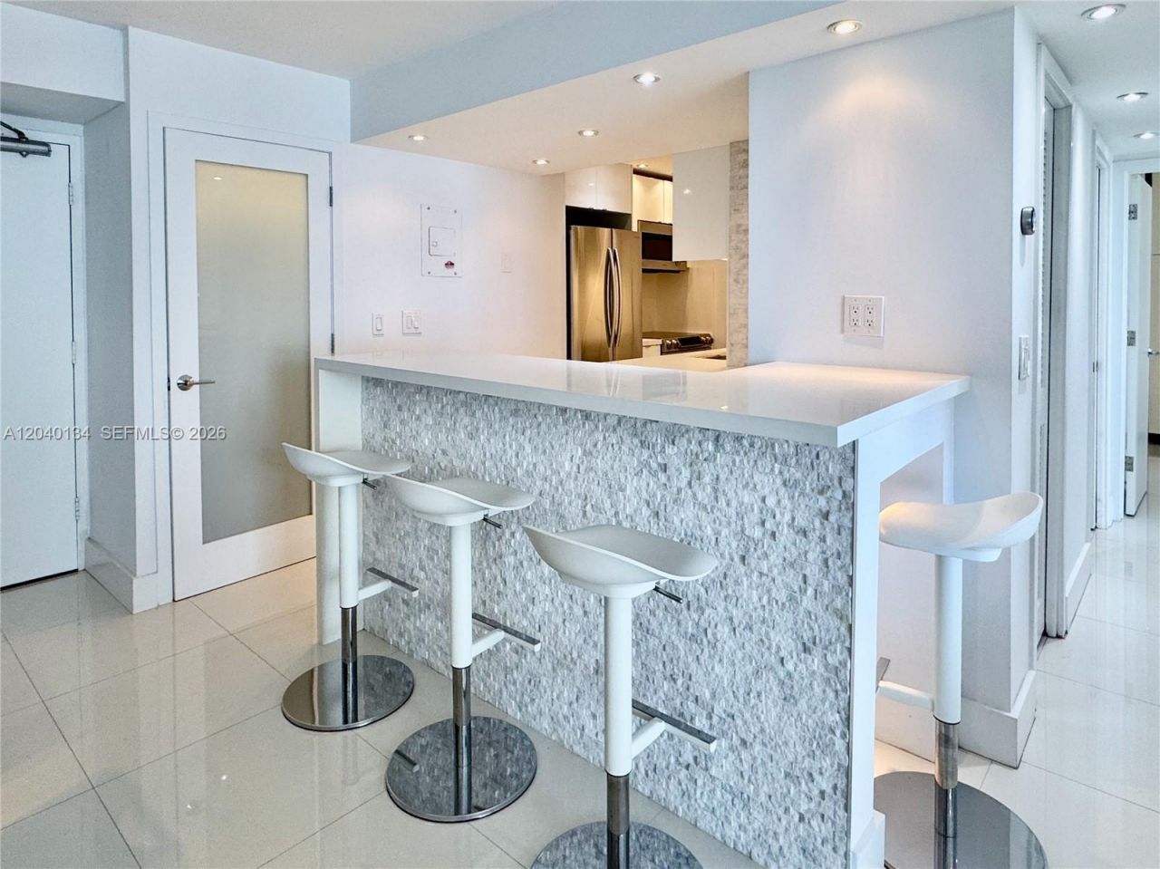 200 SE 15th Rd , Unit 9I, Miami, FL 33129 Photo