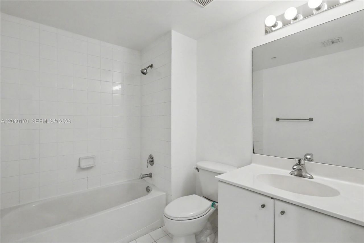 2475 Brickell Ave , Unit 704, Miami, FL 33129 Photo