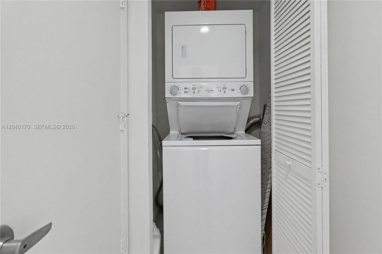 2475 Brickell Ave , Unit 704, Miami, FL 33129 Photo