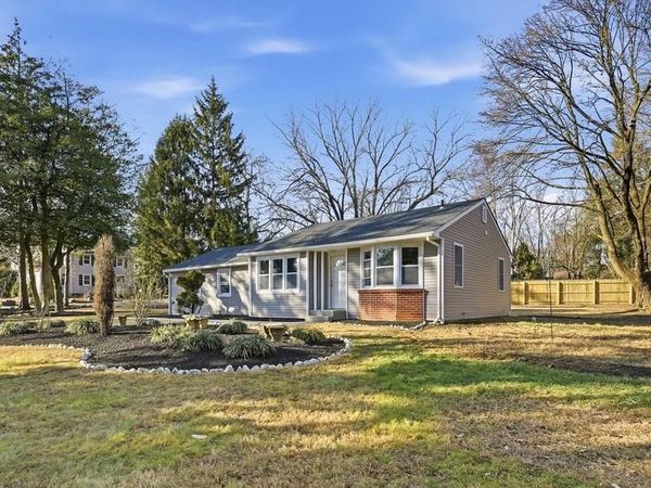 2137 VEALE, WILMINGTON, DE 19810