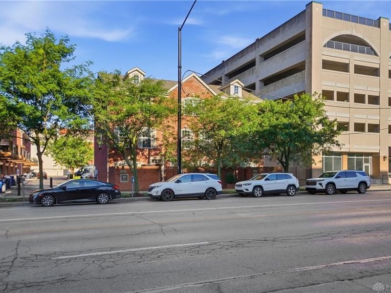 207 N Patterson Boulevard, Dayton, OH 45402 Photo 4