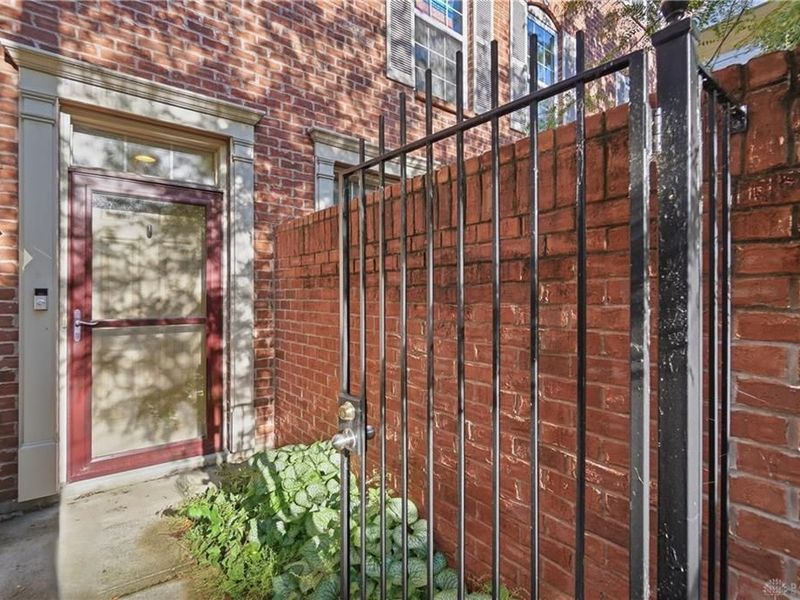 207 N Patterson Boulevard, Dayton, OH 45402 Photo 7