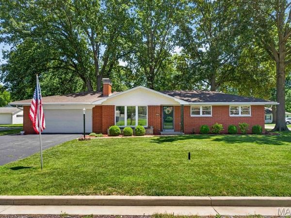 612 S Polk Street, Millstadt, IL 62260