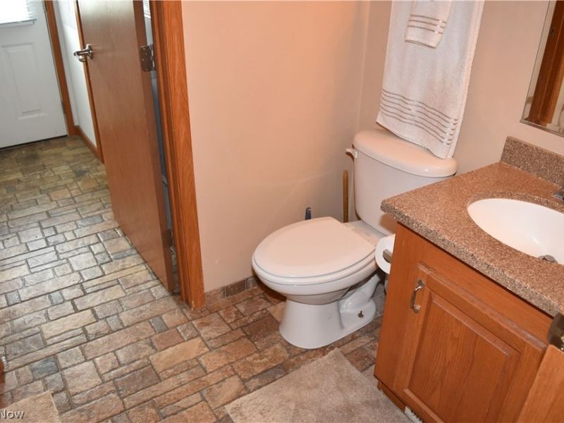 54121 Ash Alley, Neffs, OH 43940 Photo 10