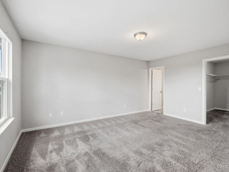 2160 Pumpkin Ridge Court, Hamilton, OH 45013 Photo 11