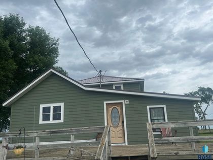 26000 445th Ave Canistota, SD 57012