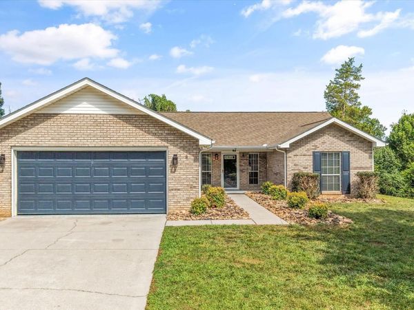 703 Shane Drive, Maryville, TN 37804