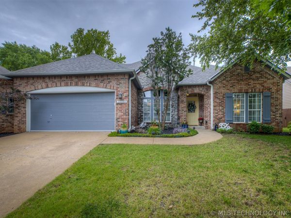 9526 S 85th East Avenue , Tulsa, OK 74133
