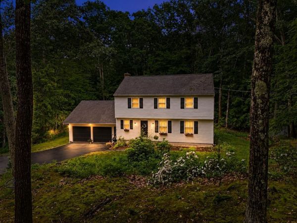 47 Beaver Lane, Bedford, NH 03110