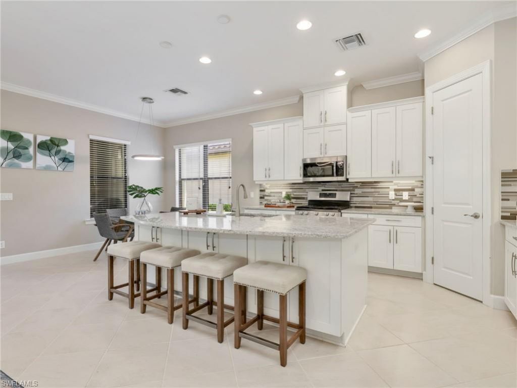 8451 Palacio Ter W, Naples, FL 34114 Photo
