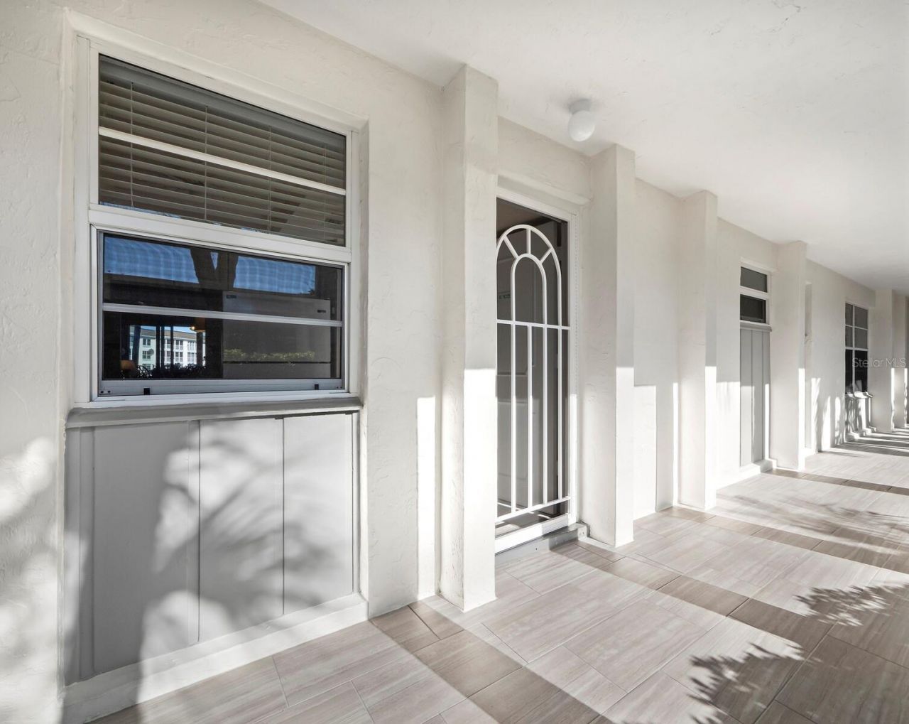 4350 Chatham Drive , Unit 105, Longboat Key, FL 34228 Photo