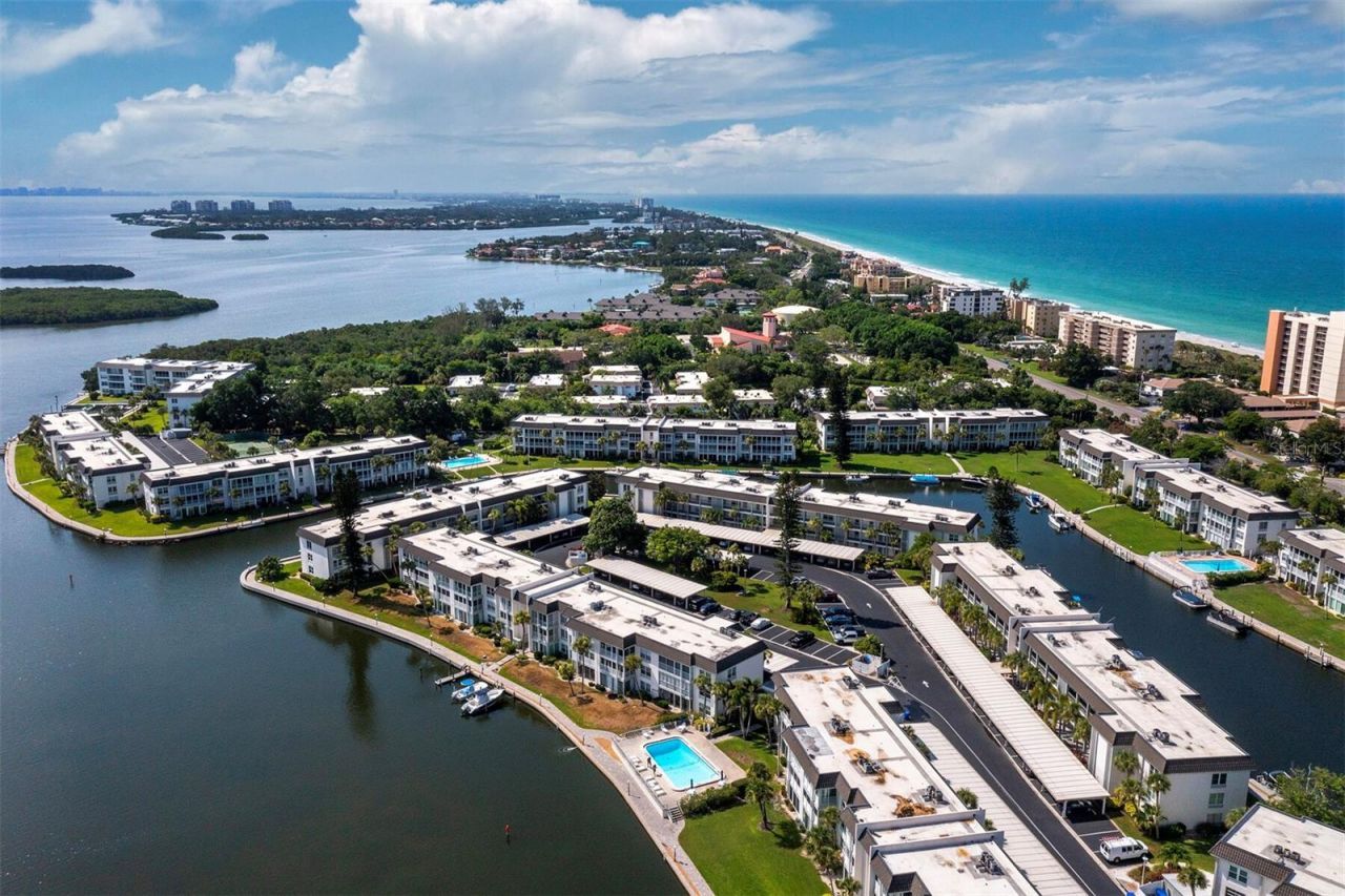 4350 Chatham Drive , Unit 105, Longboat Key, FL 34228 Photo