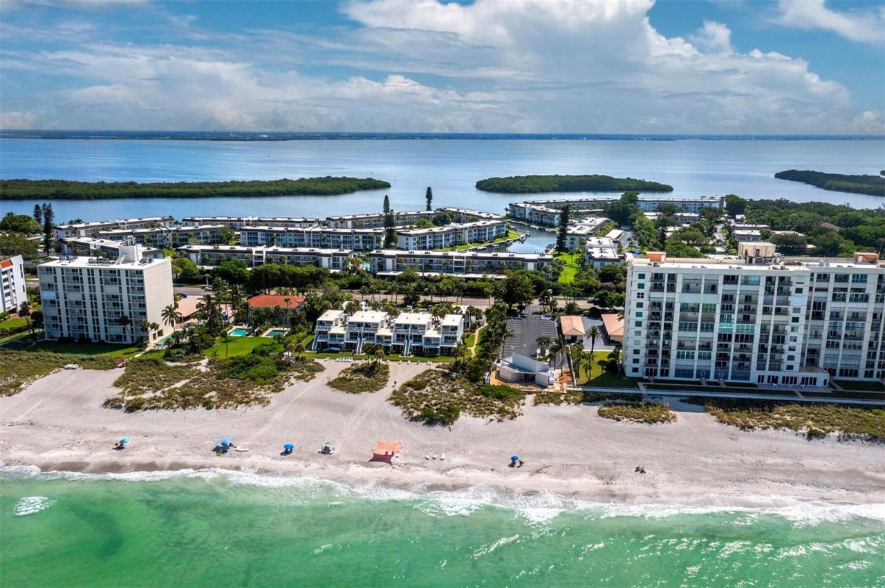 4350 Chatham Drive , Unit 105, Longboat Key, FL 34228 Photo