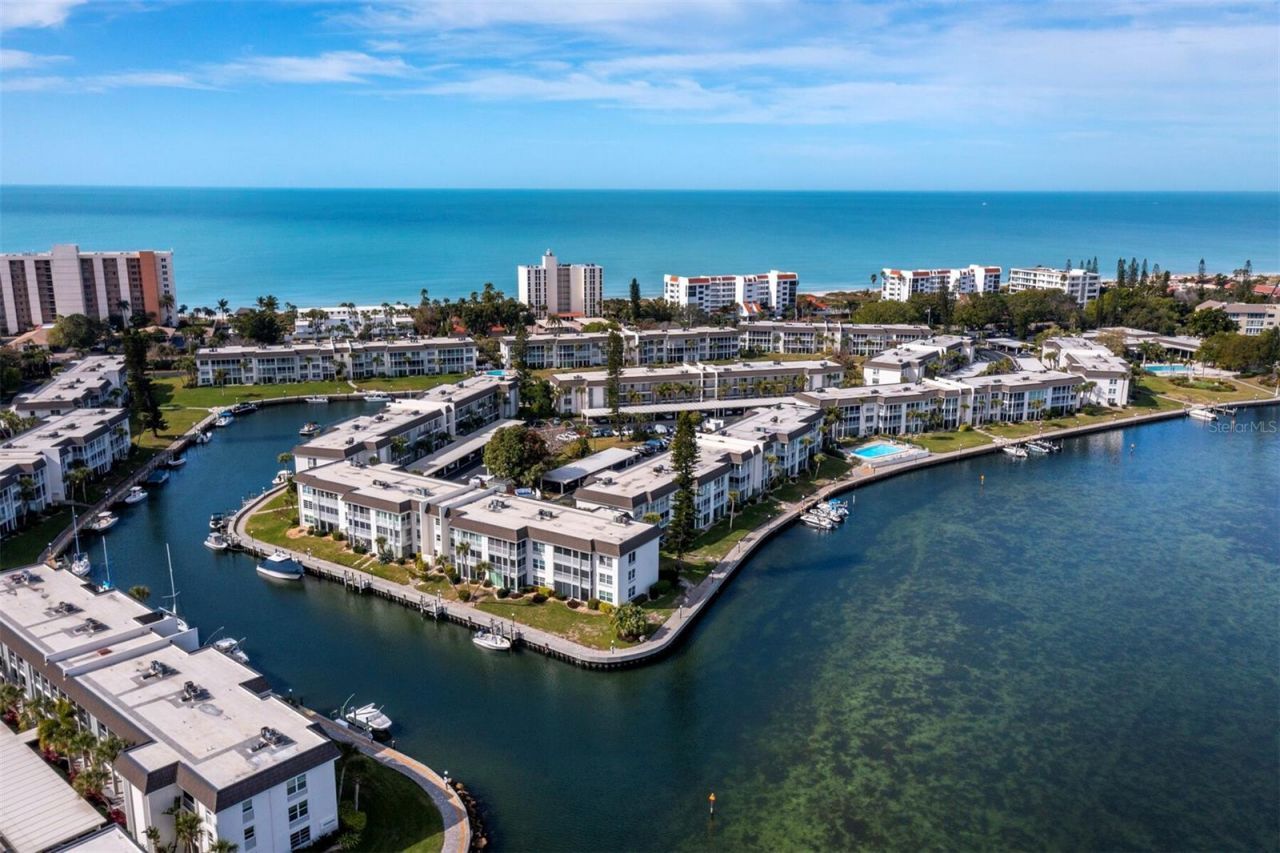 4350 Chatham Drive , Unit 105, Longboat Key, FL 34228 Photo